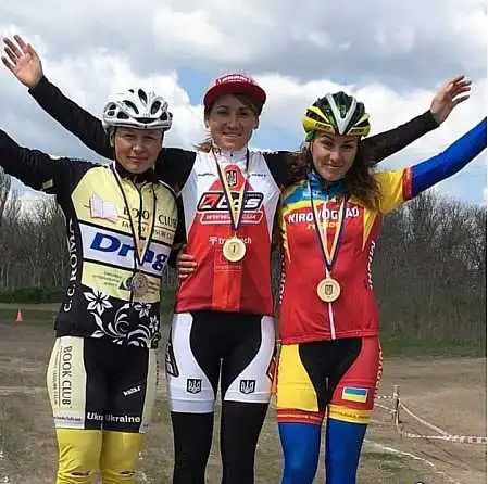 Велосипедисти з Кропивницького стали призерами всеукраїнського чемпіонату (ФОТО)