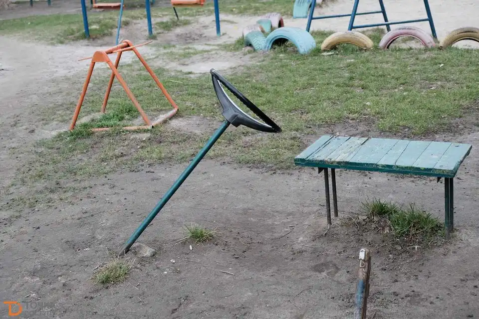 дитячий майданчик у Кропивницькому