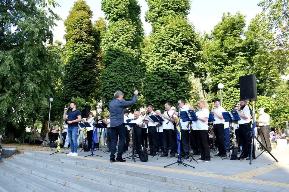оркестр