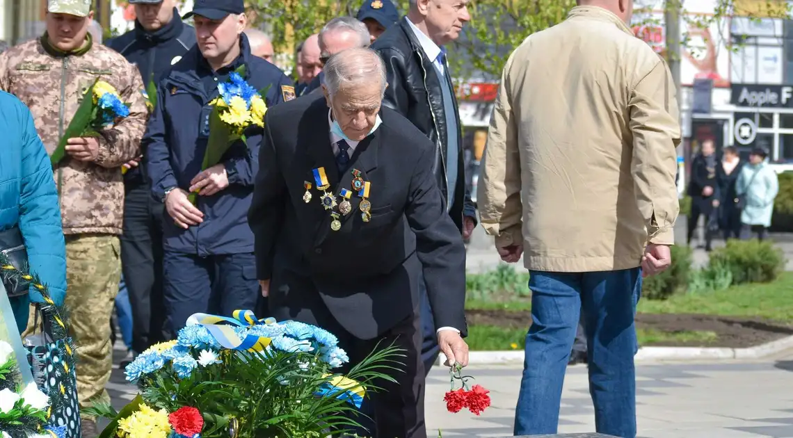 У Кропивницькому вшанували пам’ять жертв аварії на Чорнобильській АЕС (ФОТО) фото 1