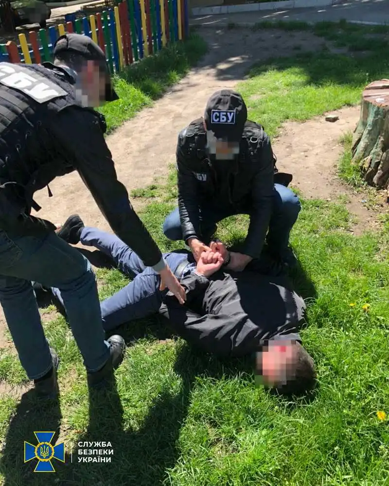 На Кіровоградщині на хабарі викрили посадовця фонду Держмайна