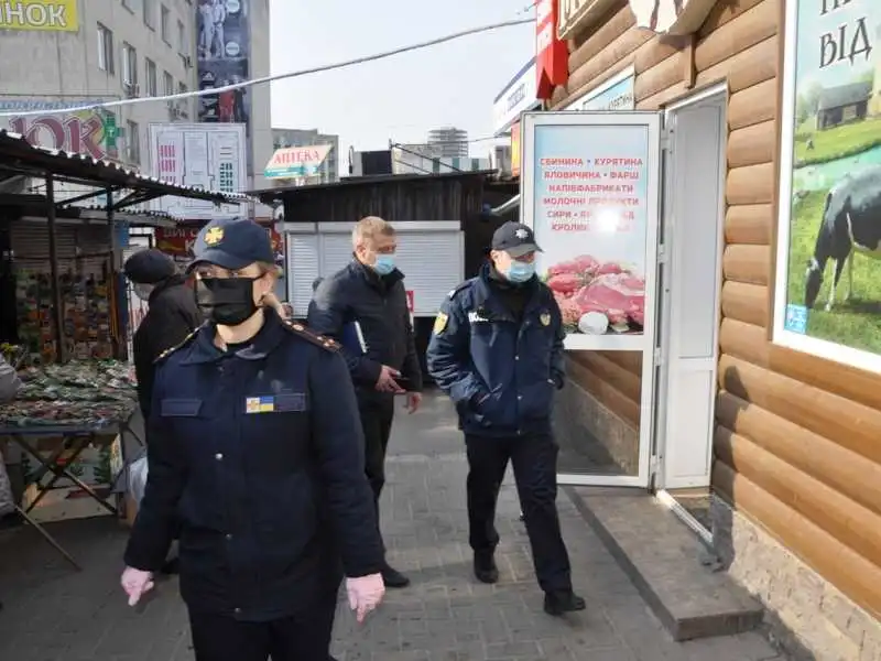У майже 20 магазинах Кіровоградщини виявили порушення карантинних заходів (ПЕРЕЛІК)