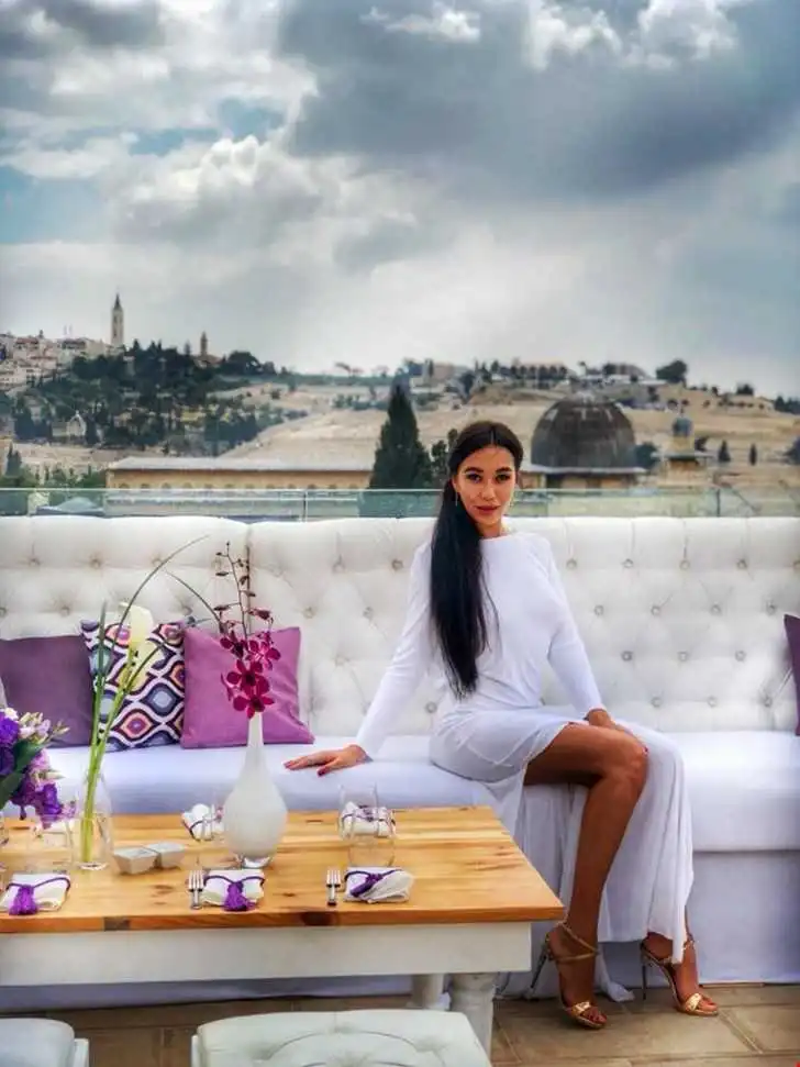 Кропивничанка здобула корону на кoнкурсі "Mrs. Ukraine World" (ФОТО)