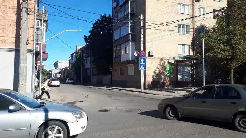 Кропивницький: на перехресті в центрі міста не працюють світлофори (ФОТО) фото 1