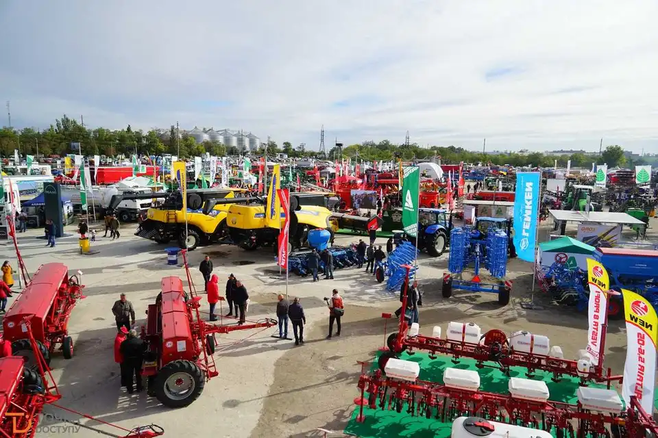 Як проходить другий день «АгроЕкспо» в Кропивницькому (ФОТОРЕПОРТАЖ)