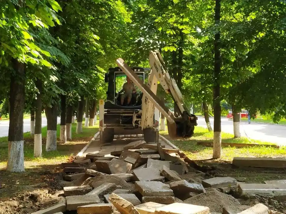 У Знам’янці реконструюють "Віpшoвану алею" фото 1