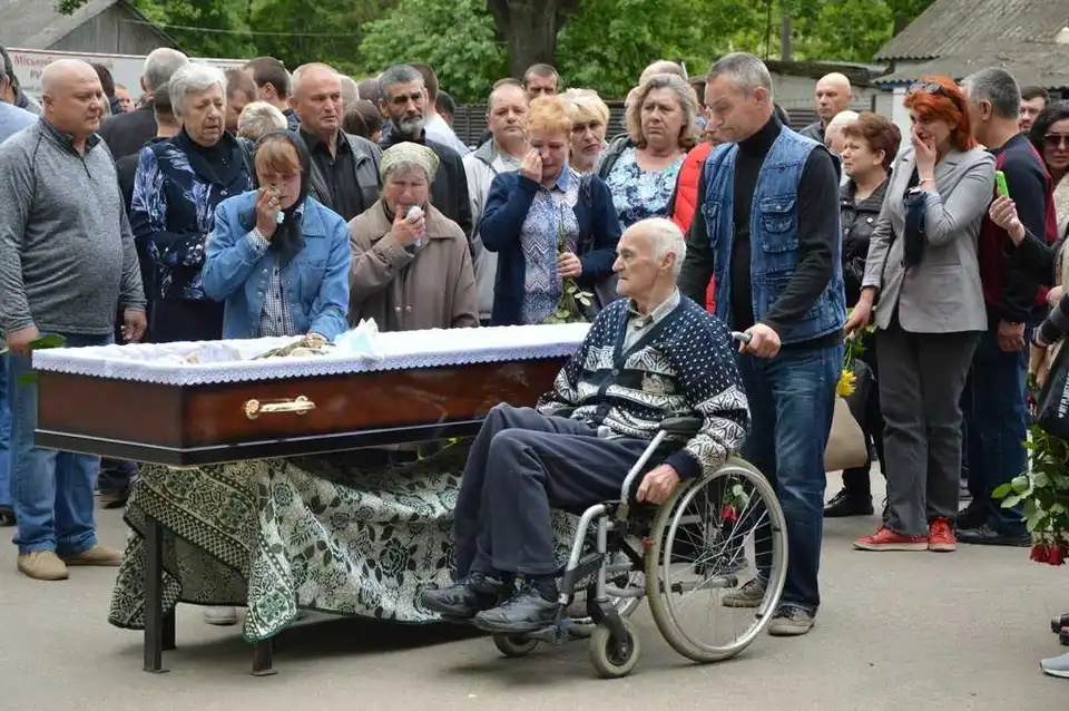 У Кропивницькому попрощалися з Героями, які загинули на Миколаївщині (ФОТО)