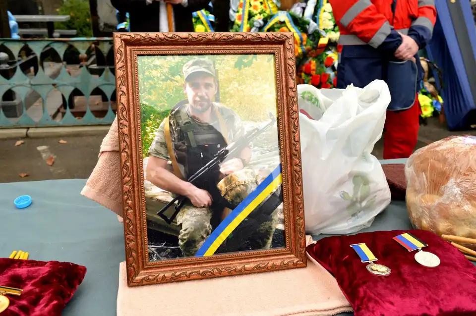 У Кропивницькому попрощалися з земляками-Героями, які загинули на війні (ФОТО)