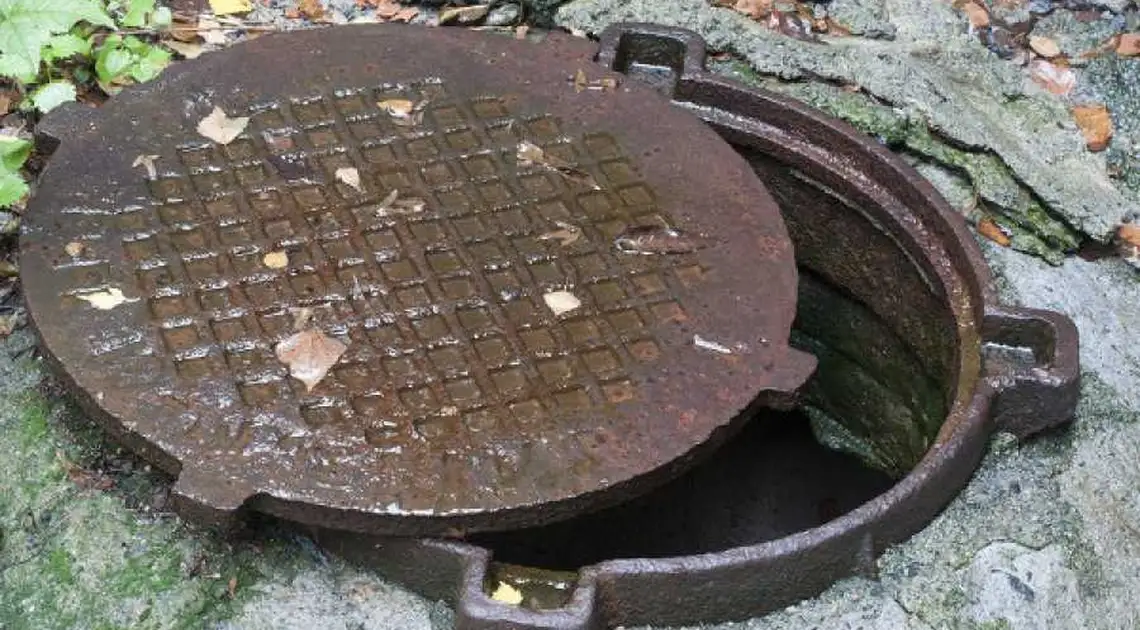 У Кропивницькому затримали ймовірного крадія каналізаційних люків (ФОТО) фото 1