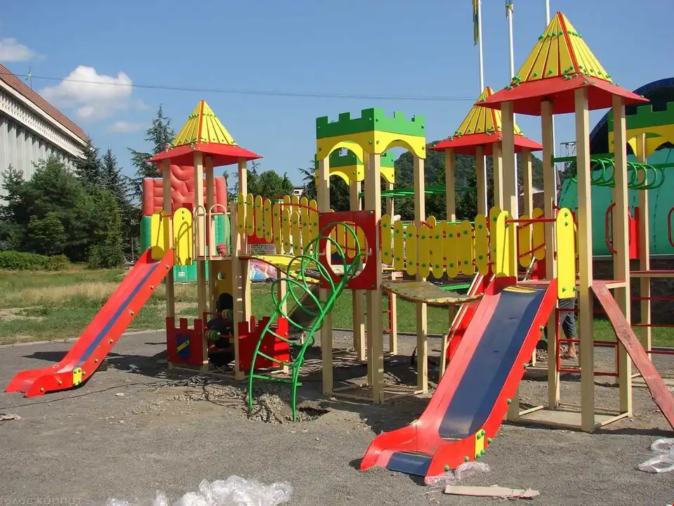 У Кропивницькому заборонили відвідувати дитячі й спортивні майданчики
