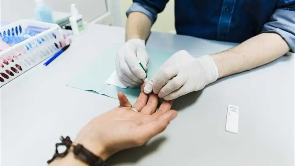 Кропивничанам пропонують пройти ВІЛ-тестування у своїх офісах