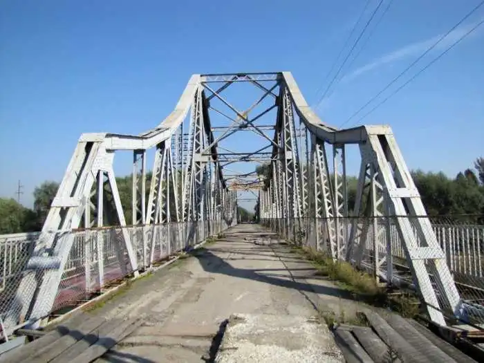 У Кропивницькому планують з'єднати два мікрорайони металевим мостом