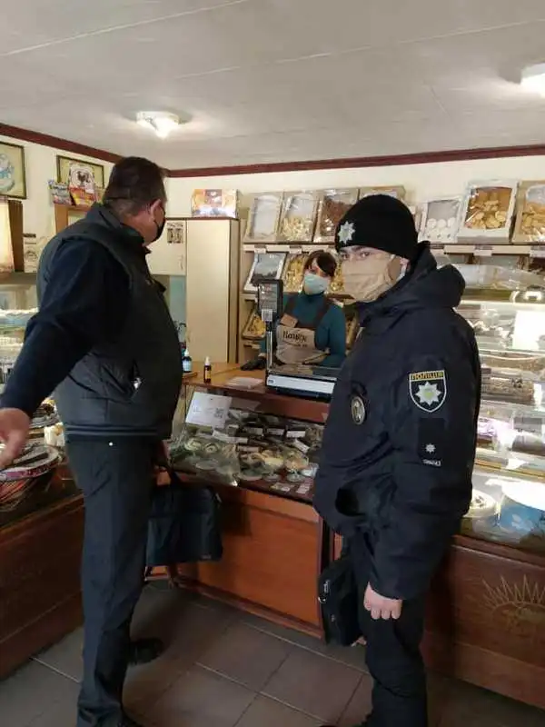 У Кропивницькому в магазинах "Ятрань" та "Черняхівські ковбаси" виявили порушення