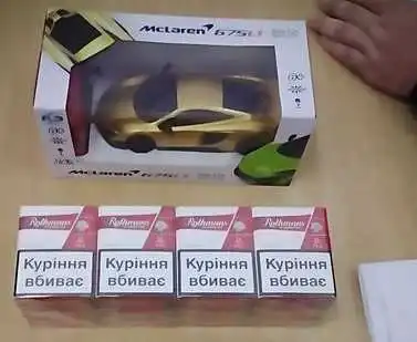 Кропивничанин намагався вкрасти в супермаркеті цигарки та дитячу машинку (ФОТО) фото 1