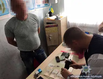 На Кіровоградщині затримали керівника лабораторії – вимагав хабар за закриті очі (ФОТО) фото 1
