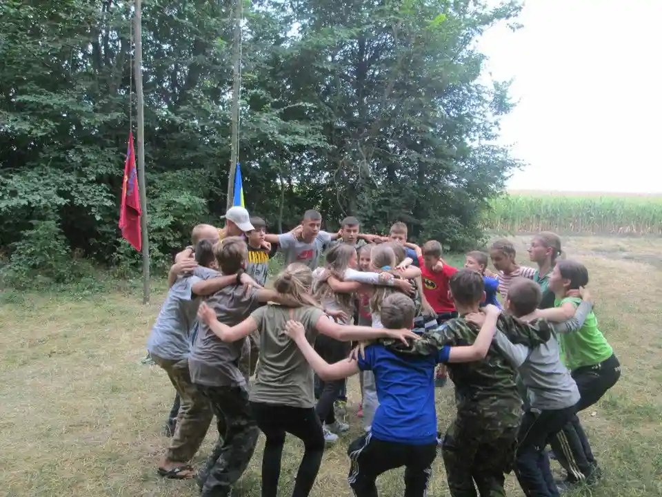 Діти у захваті: як на Кіровоградщині відпочивали та вчилися на «Диких кабанах» (ФОТО)