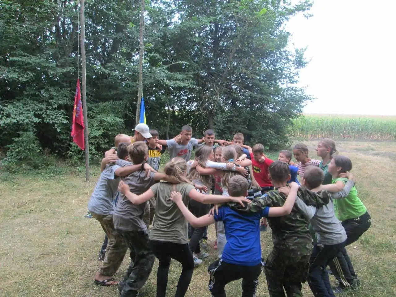 Діти у захваті: як на Кіровоградщині відпочивали та вчилися на «Диких кабанах» (ФОТО) фото 1