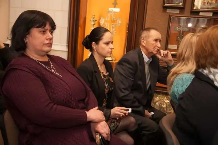 У Кіровограді відбувся вечір-реквієм пам'яті героїв Небесної Сотні (ФОТО) фото 9