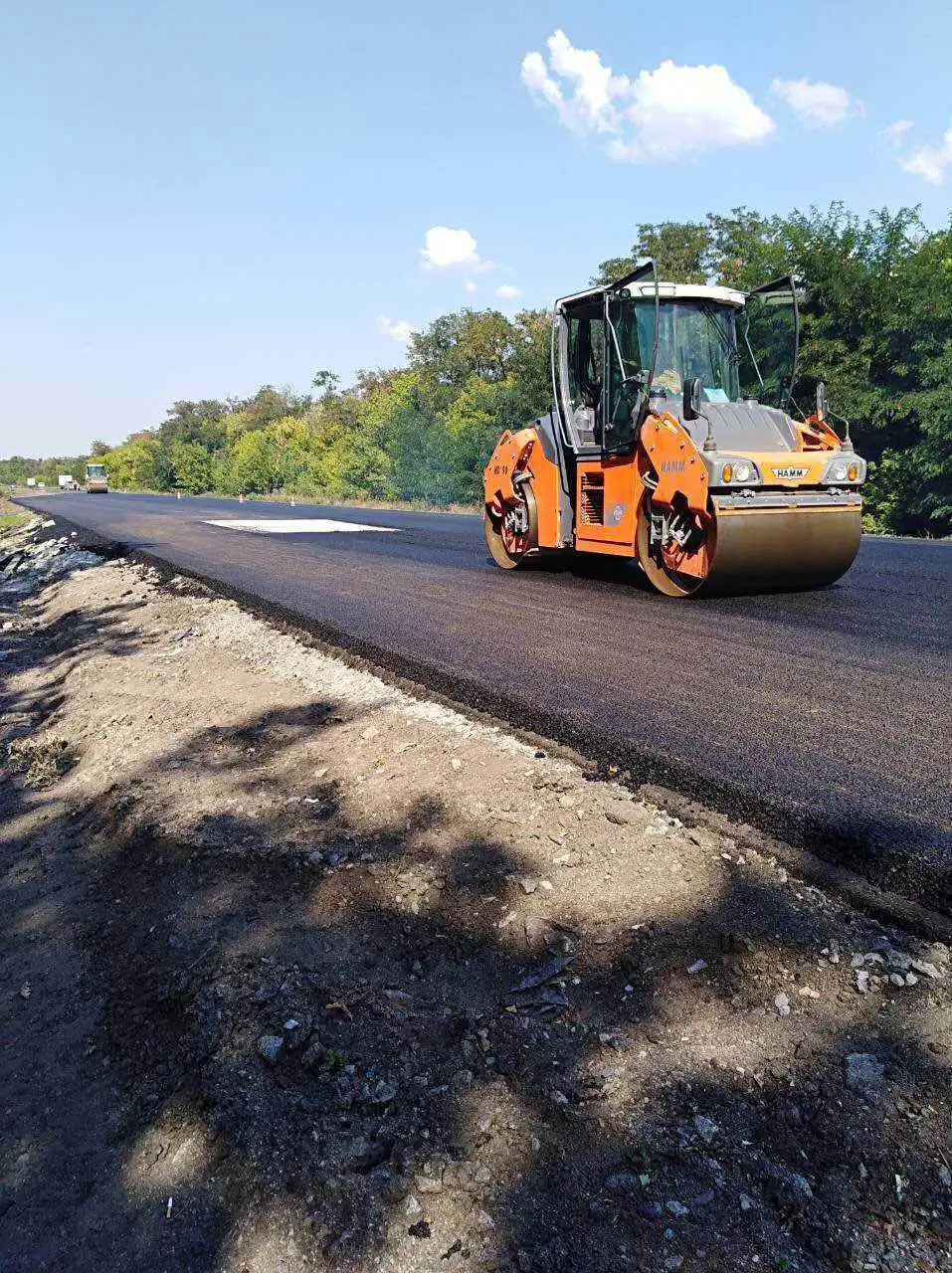 На дорозі Кропивницький - Миколаїв зважуватимуть вантажівки