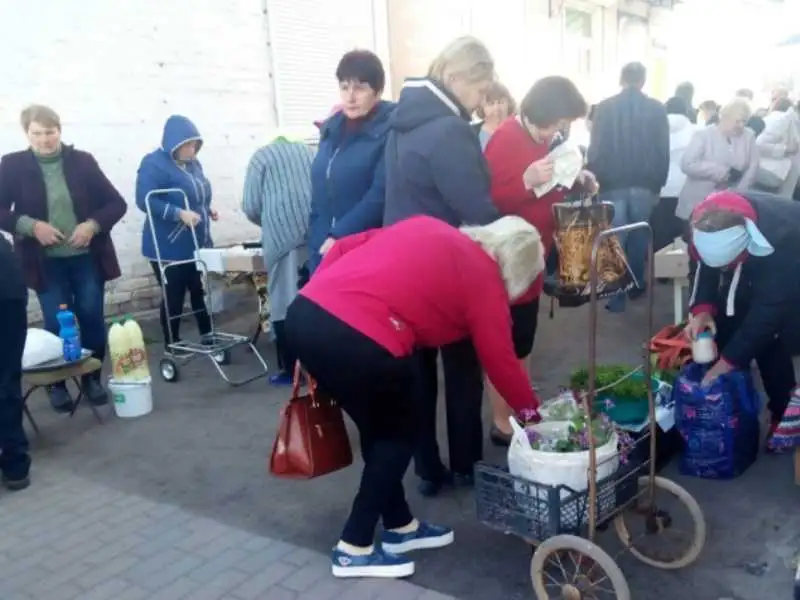 У місті на Кіровоградщині розігнали «стихійників» фото 1