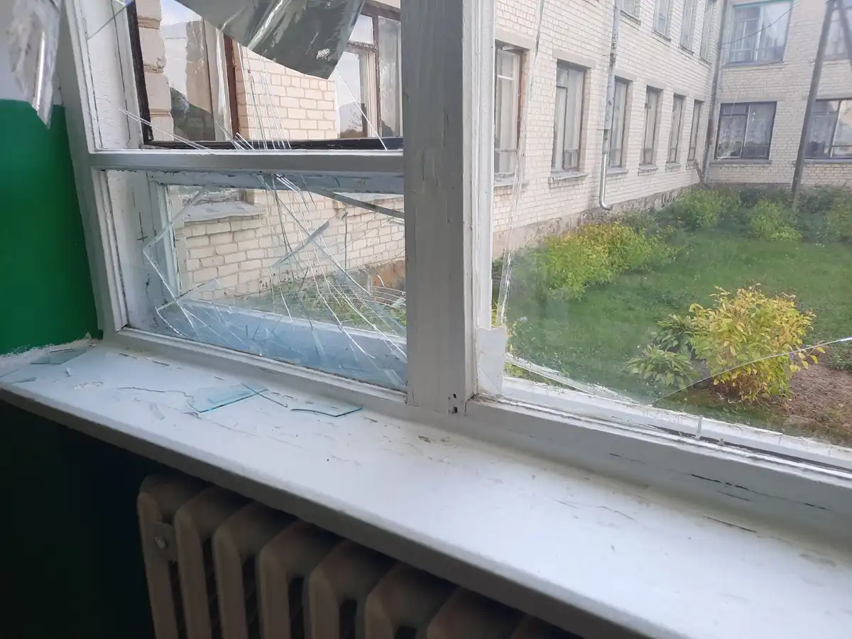 У ліцеї на Кіровоградщині після російської атаки пошкоджені 18 вікон: як навчаються діти