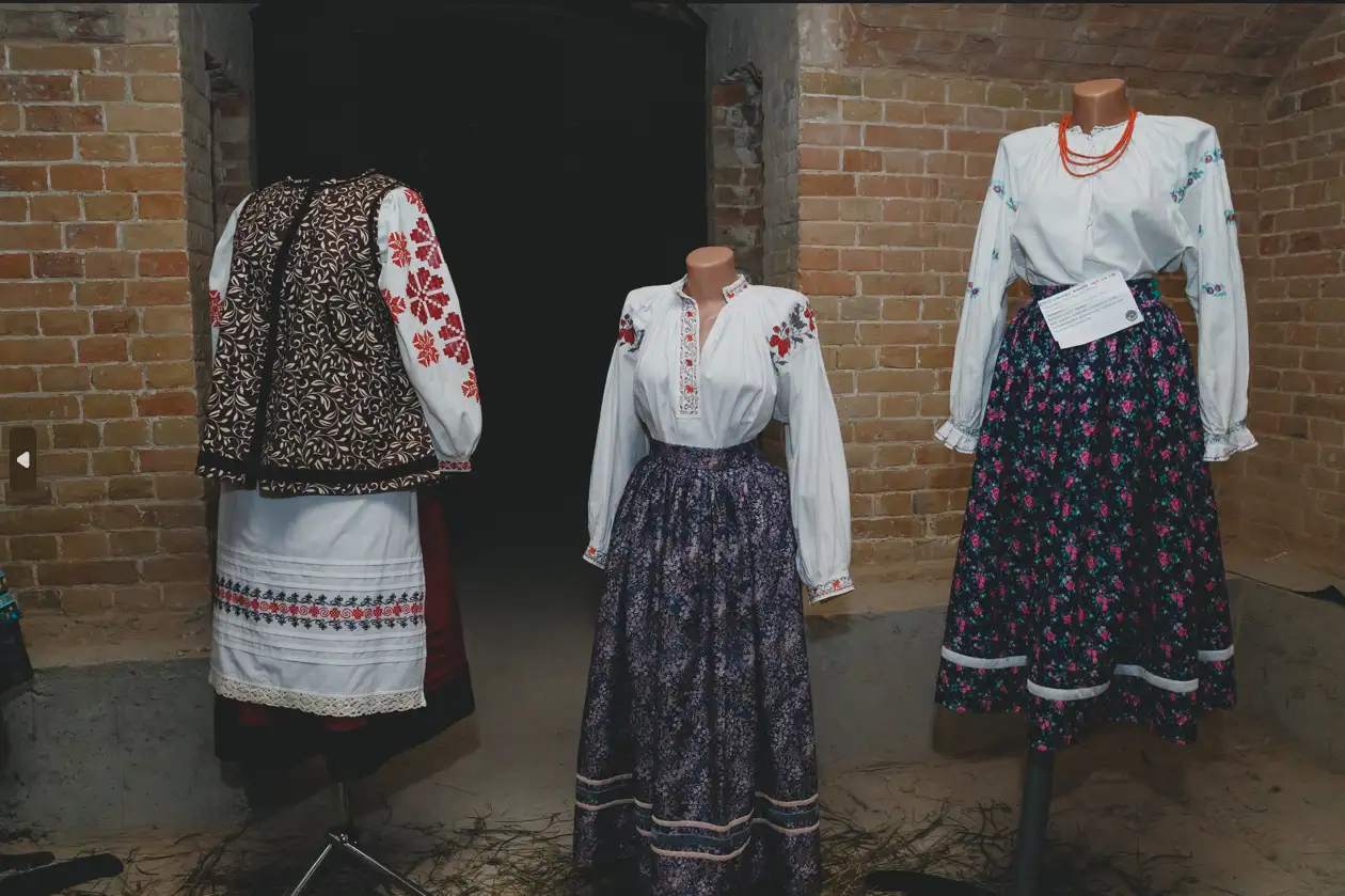 Відновлення ідентичності: у Кропивницькому презентували проєкт "Баба Єлька. Мода" (ФОТО, ВІДЕО) фото 2