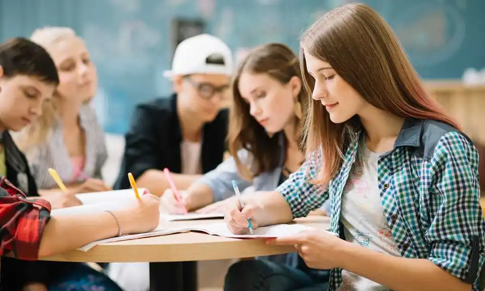 Учні закладів профтехосвіти зможуть вийти на навчання вже в червні - МОН