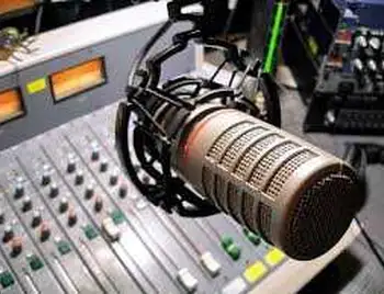 Глава Мінкульту хоче позбавити ліцензій FM-станції, на яких не грають українські пісні фото 1