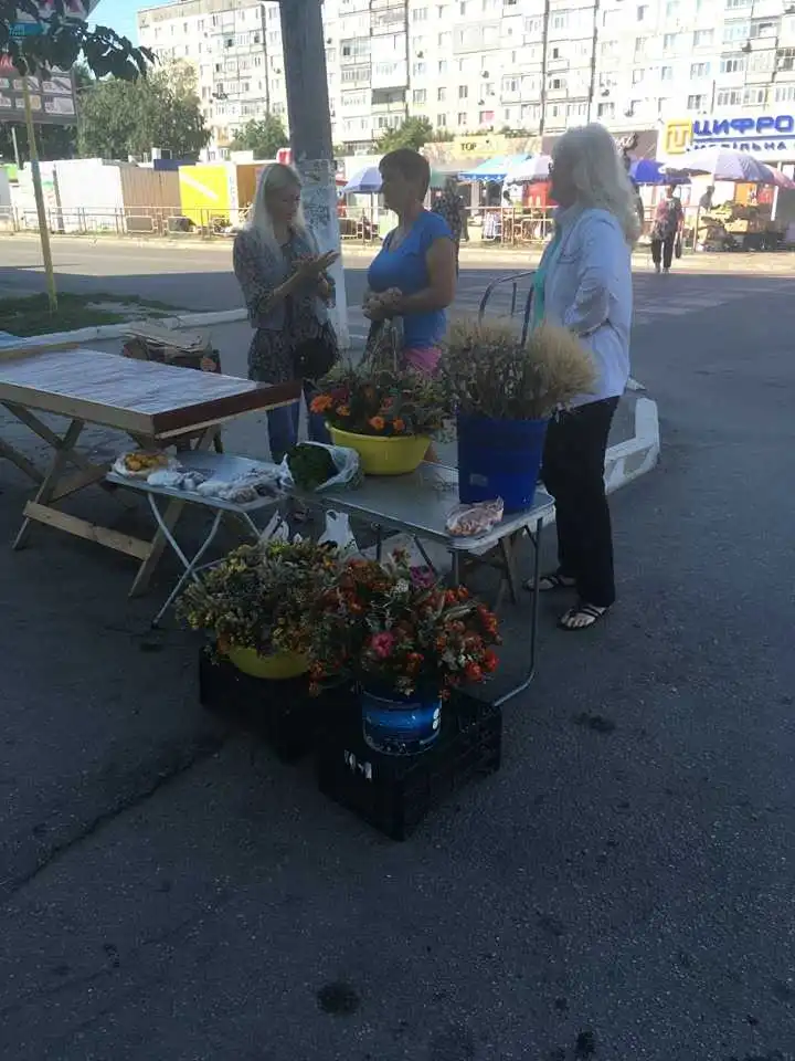 У Кропивницькому на Попова стихійників відправили на ринок (ФОТО)