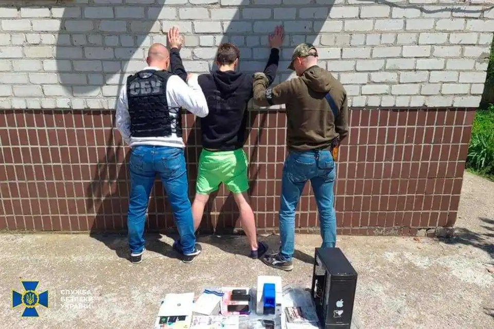 Житель Олександрії організував схему переправлення призовників за кордон (ОНОВЛЕНО) фото 3