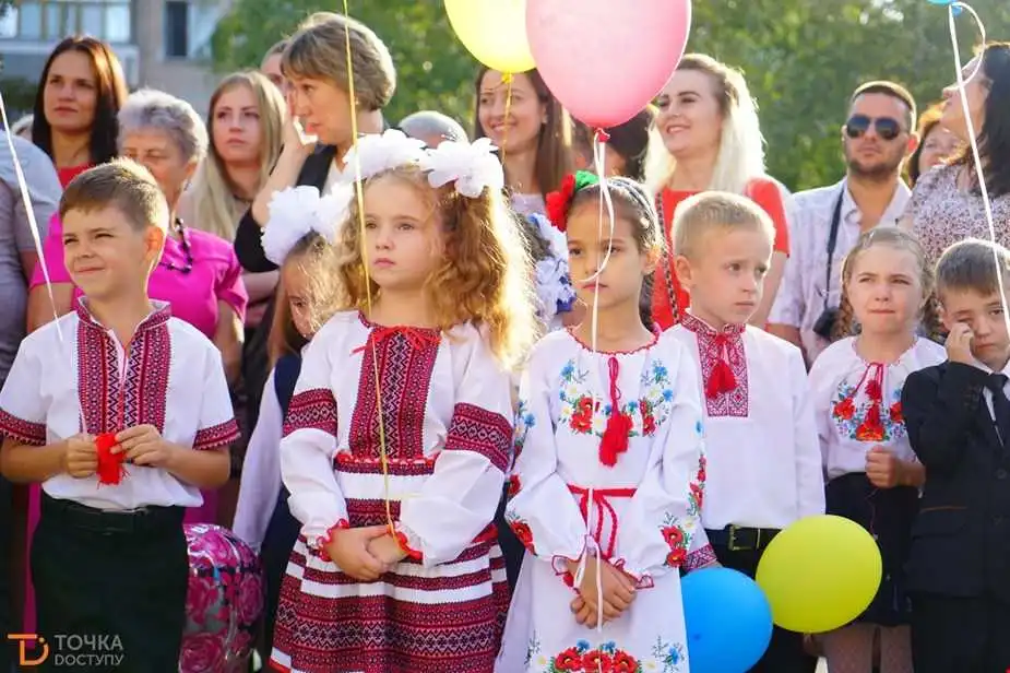 У МОН розповіли, як і коли закінчиться навчальний рік у школах