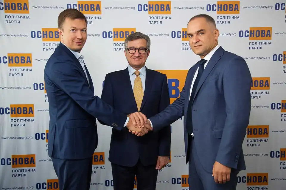 Нова Конституція зможе повернути Україні суверенітет і лідерство в Східній Європі, – Полочанінов (ФОТО) фото 1