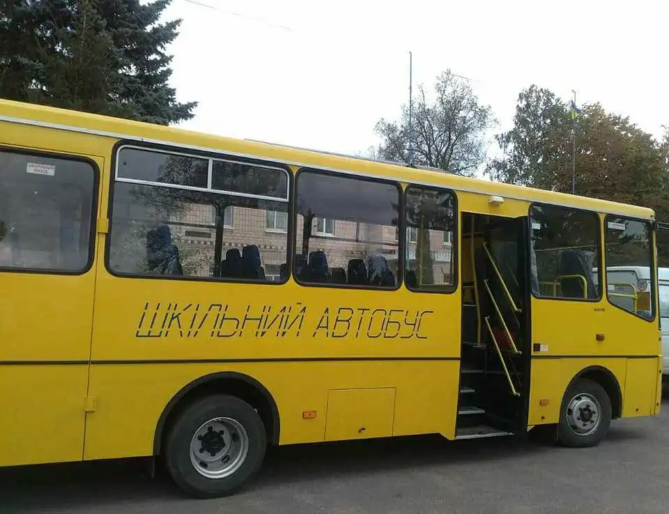 В ОТГ на Кіровоградщині придбали шкільний автобус майже за два млн грн (ФОТО)