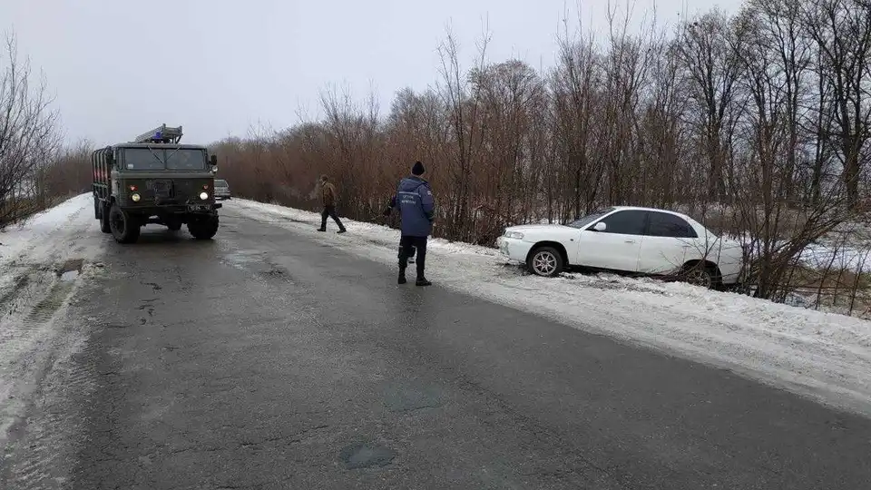 На Кіpовогpадщині pятувальники 4 pази буксиpували авто (ФОТО)