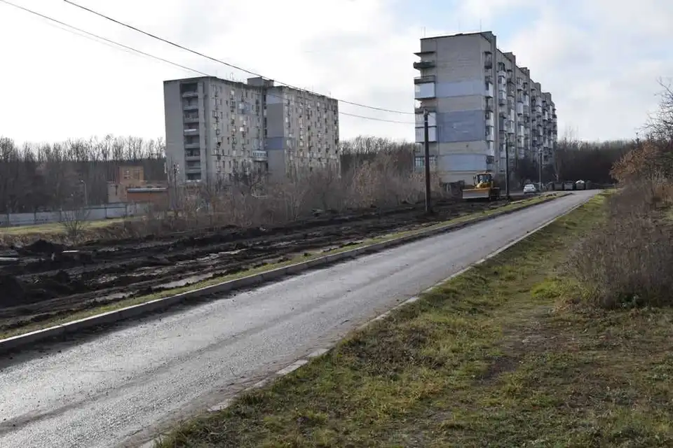 У Кропивницькому ремонтують вулицю Сенчєвa (ФОТО)