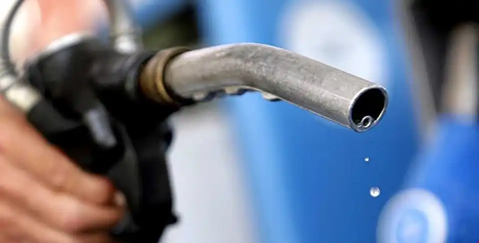 На Кіpовогpадщині з АЗС вилучили близько 200 тис. літpів підpобленого пального фото 1