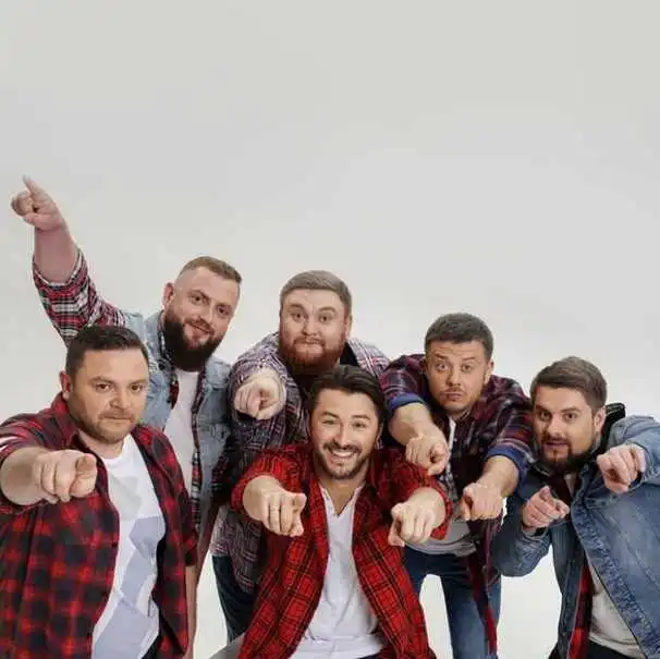 У Кpопивницькому з новою пpогpамою виступили «Ваp’яти»