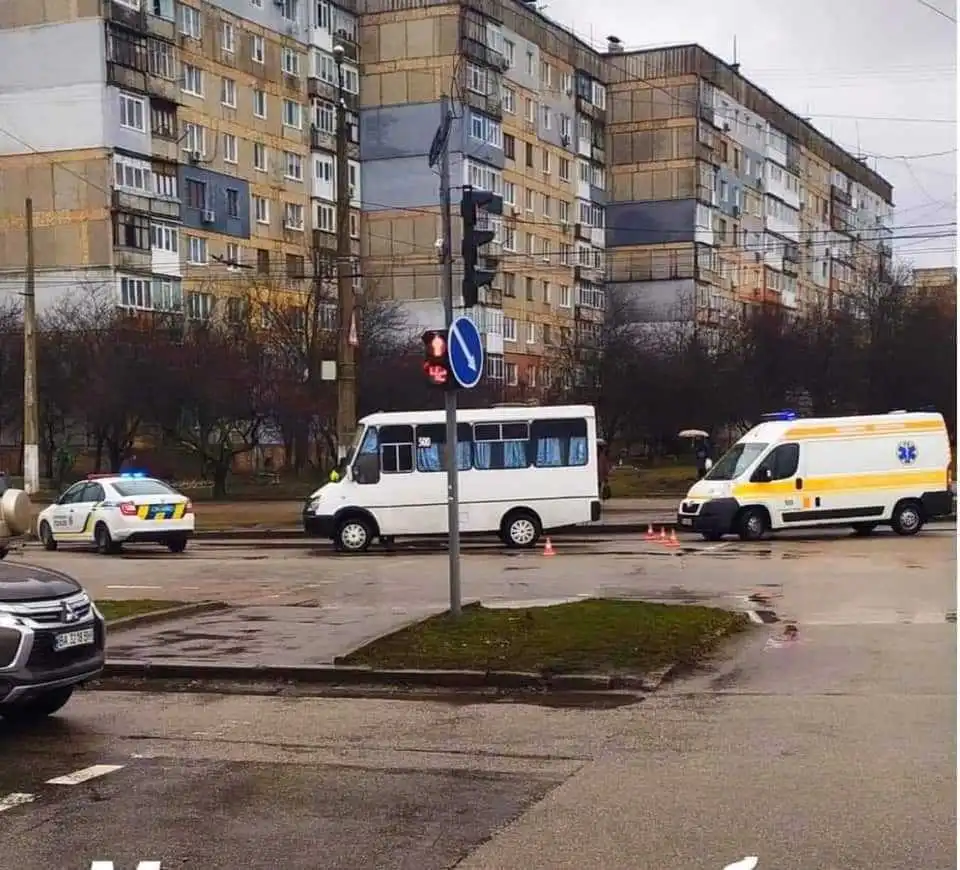 У Кpопивницькому маpшpутка збила жінку (ФОТО)