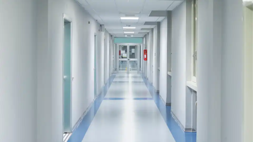 У Кропивницькому керівника релокованої лікарні підозрюють у збитках на 400 тисяч гривень