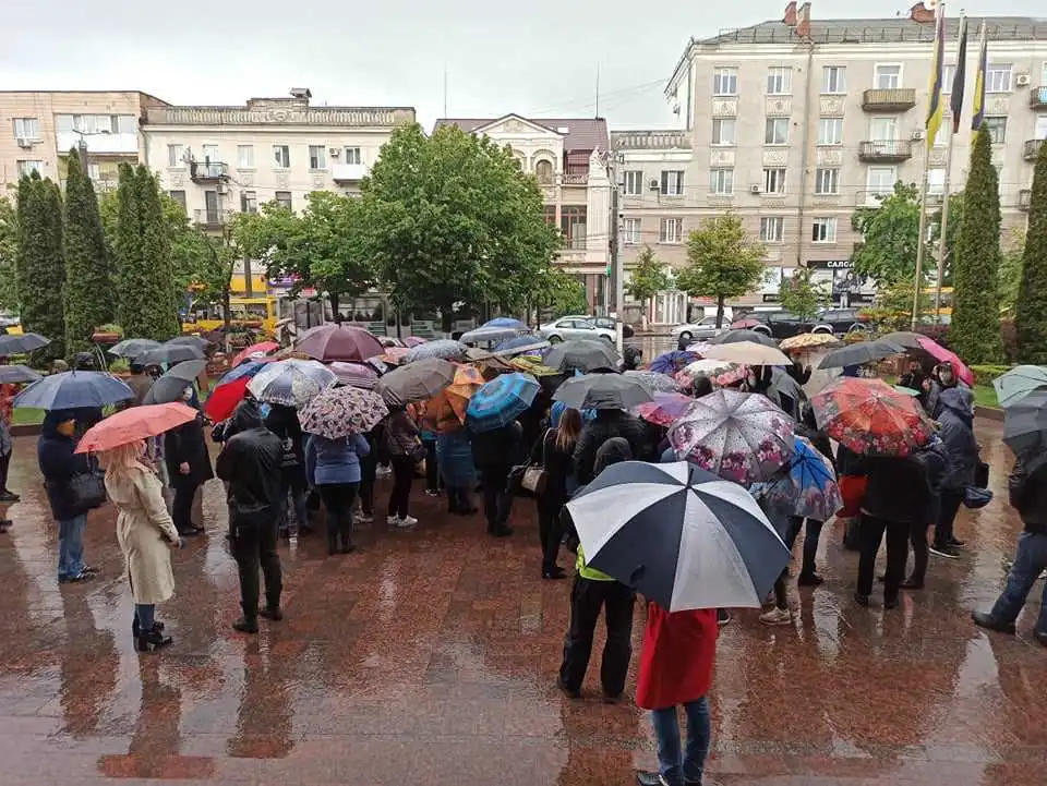 Під міськрадою в Кропивницькому мітингували підприємці (ФОТО) фото 1