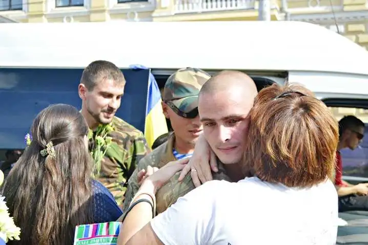 У Кіровограді зустріли земляків-спецпризначенців із Іловайського котла (ФОТО) фото 1