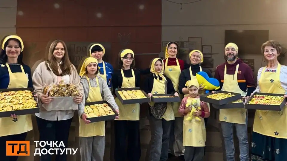 “Корисні смаколики від зайчика”: як у Кропивницькому вже два роки діти й родини допомагають фронту