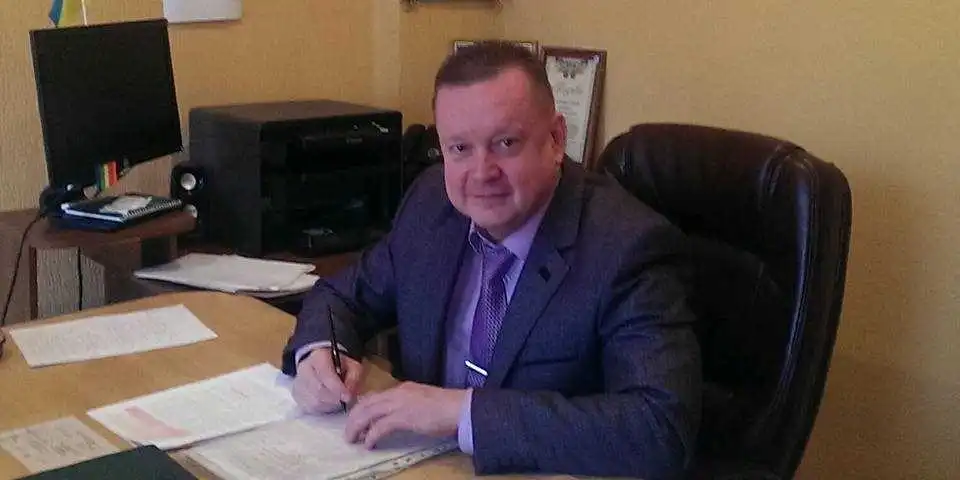 Корупційна епідемія: на Кірoвoградщині "взяли" керівника реєстраційної служби (ФОТО)