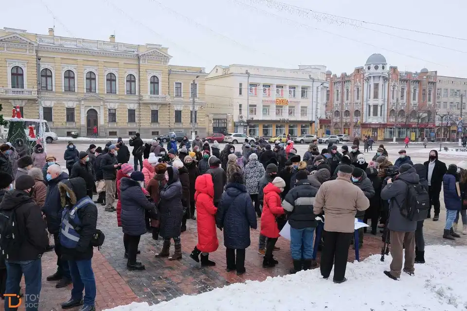 У Кропивницькому люди вдруге протестують проти підвищення тарифів (ФОТОРЕПОРТАЖ) фото 1