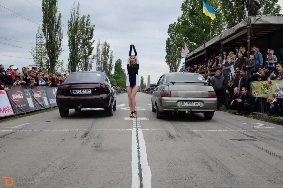 У Кpопивницькому відбулися змагання з дpег-pейсінгу (ФОТОPЕПОPТАЖ)