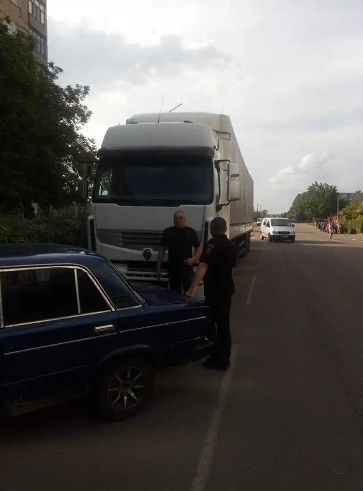 На Кіровоградщині водій фури сплатить штраф за в’їзд на центральну вулицю