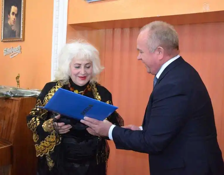 Не зважаючи на скандал, літераторам у Кропивницькому вручили «Степових орлів» (ФОТО) фото 2