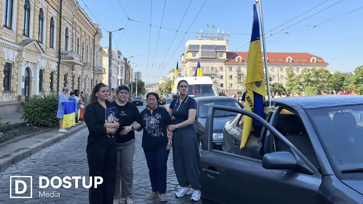 У Кропивницькому попрощалися з трьома загиблими захисниками