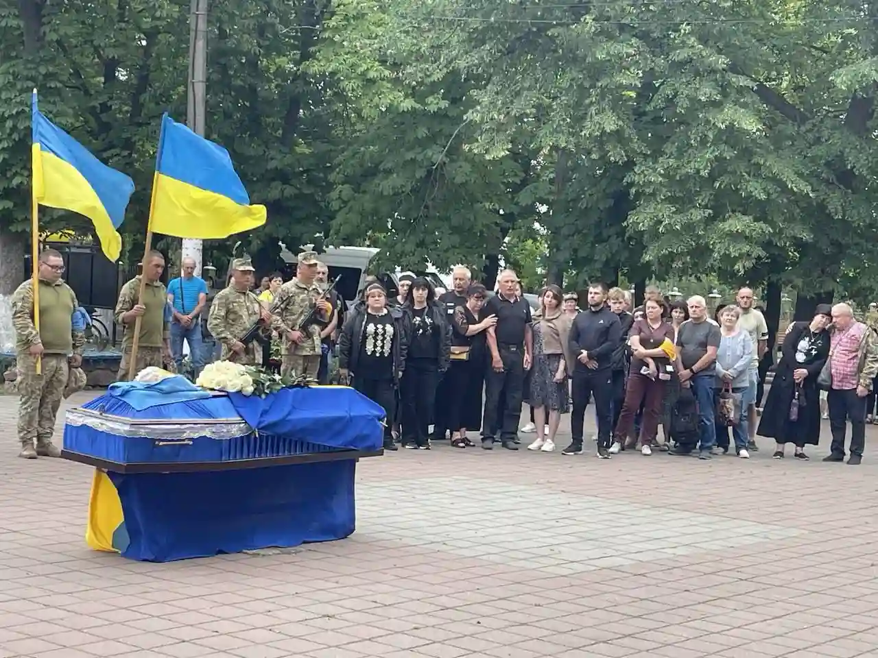 прощання з військовим