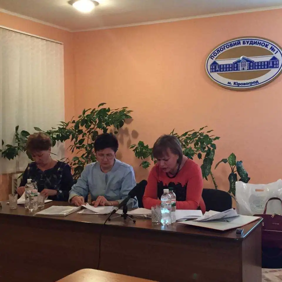 І знов про об'єднання: депутати міськради у Кропивницькому проінспектували пологові будинки (ФОТО) фото 1